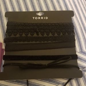 Torrid choker set